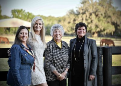 Carol Harris with attendees at Bo-Bett Farm