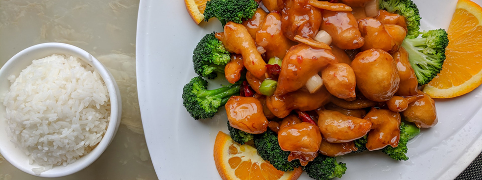 Sweet and sour chicken with broccoli