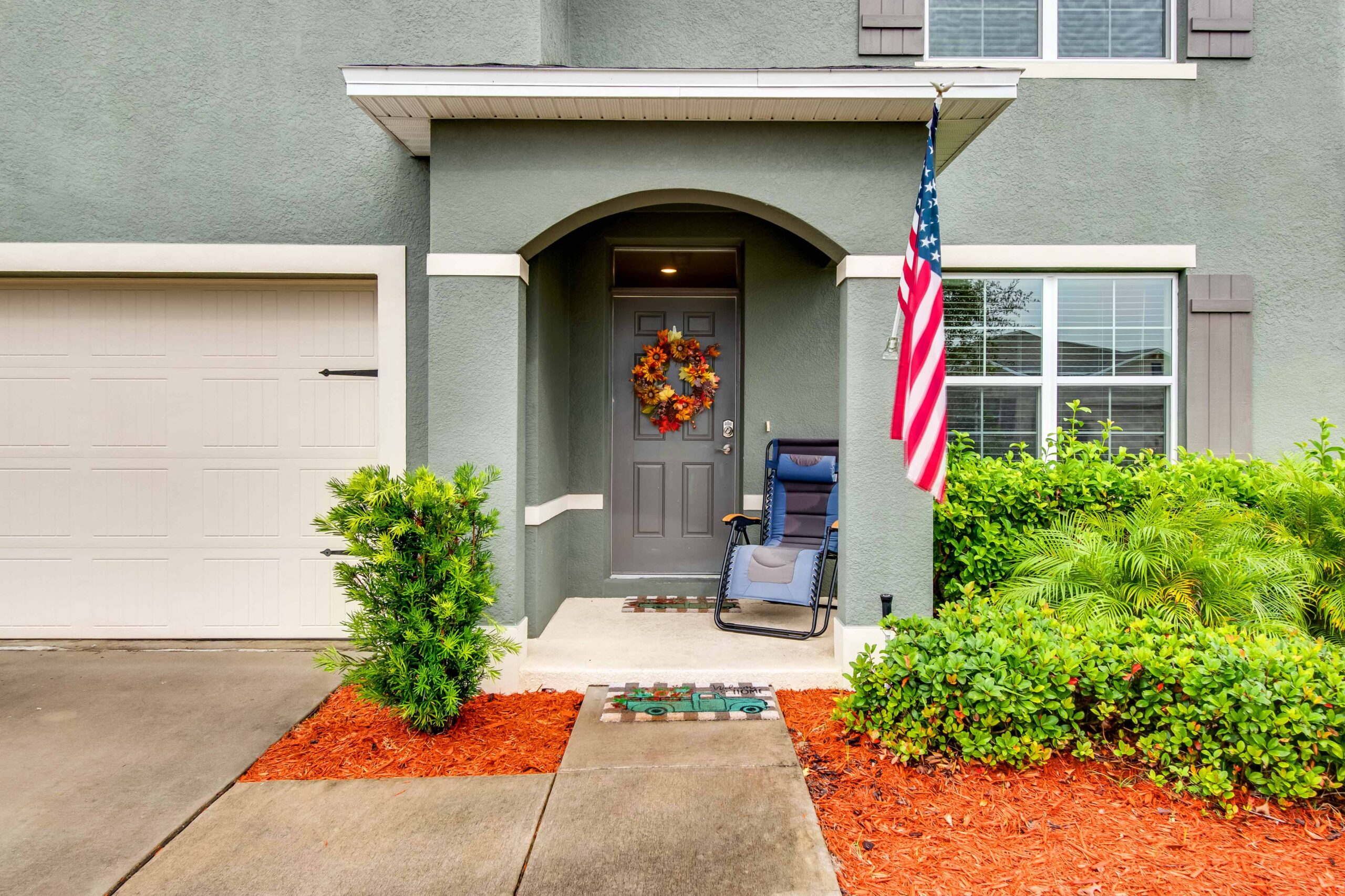 The front of Heather's home.