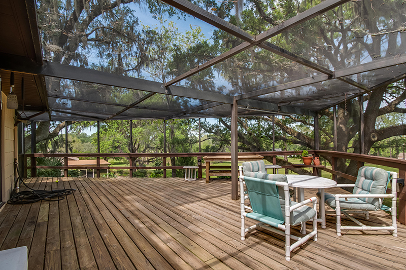 The large deck at 7669 NW 56th Place, Ocala, Florida 34482
