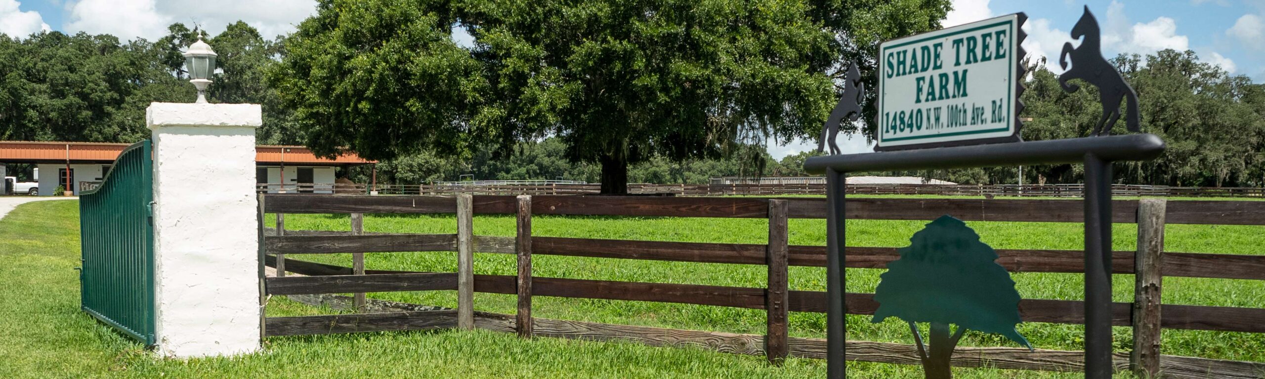 The entrance to Shade Tree Farm.