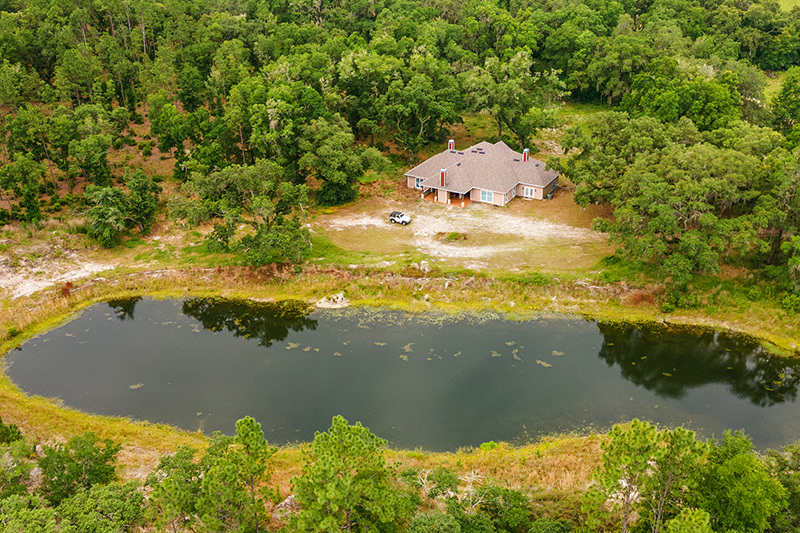 An aerial view of 18899 SW 77th Place Road, Dunnellon, FL 34432