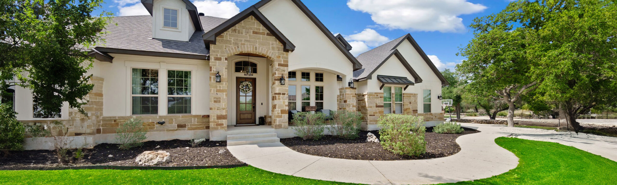 Front house view 