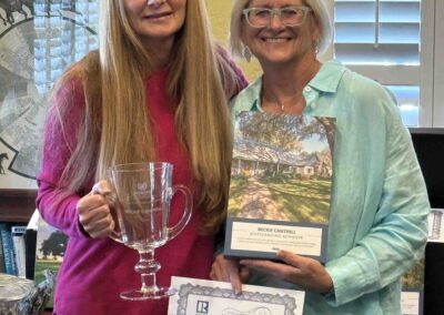 Valerie presenting Beckie Cantrell with her award.